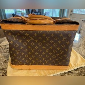100% Authentic Louis Vuitton train case/vintage luggage